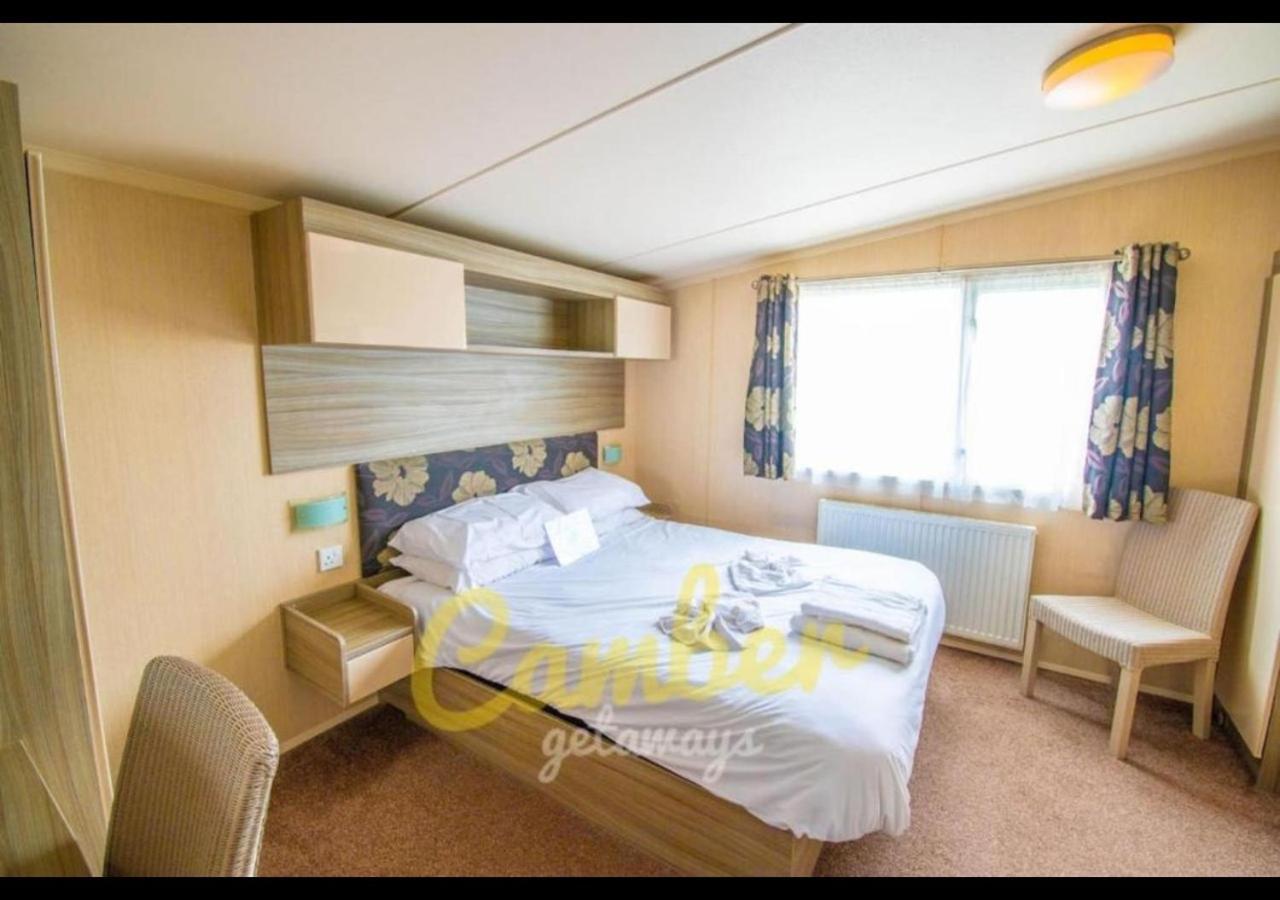 Mp502 - Camber Sands Holiday Park - Sleeps 6 - Small Dog - Gated Decking - Amazing Marsh Views Exterior foto
